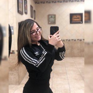 Meet your Posher, Dulce